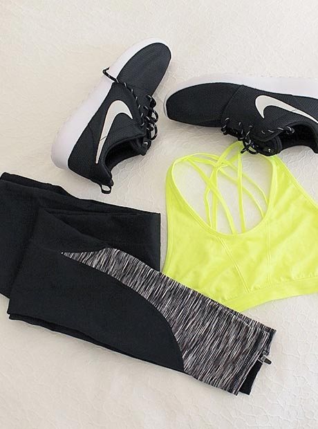 30 Cool Stylish Summer Workout Outfits for Women - Gym Outfit Ideas