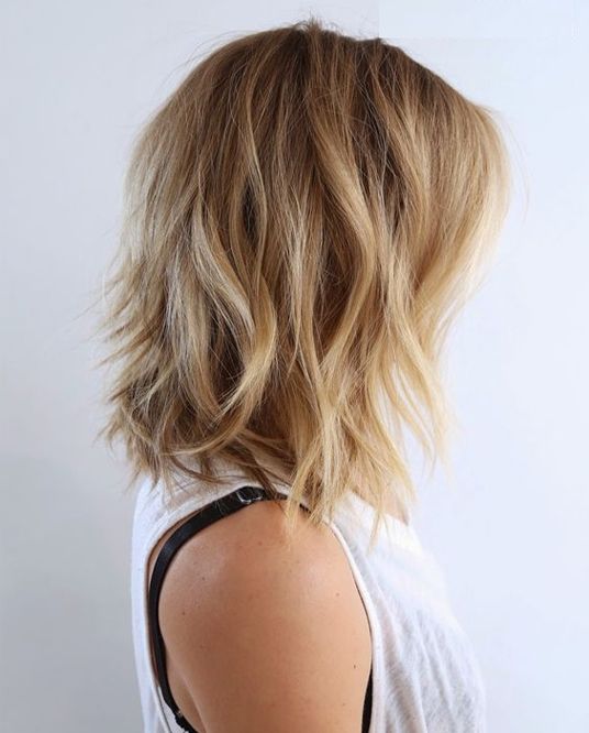 Medium Length Hairstyles & Shoulder Length Haircuts