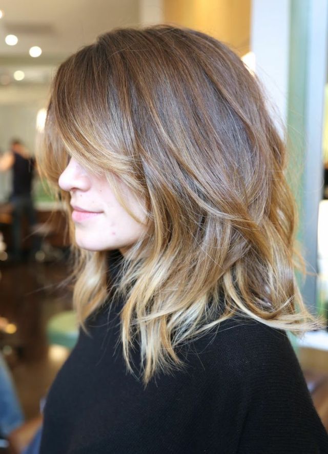 Medium Length Hairstyles & Shoulder Length Haircuts