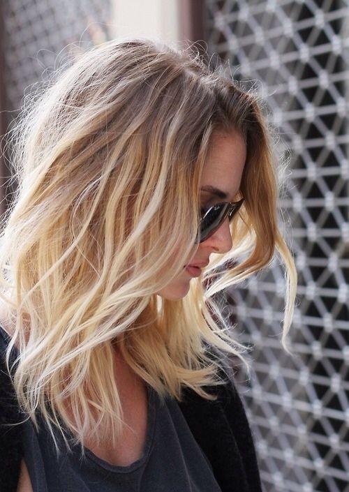 Medium Length Hairstyles & Shoulder Length Haircuts