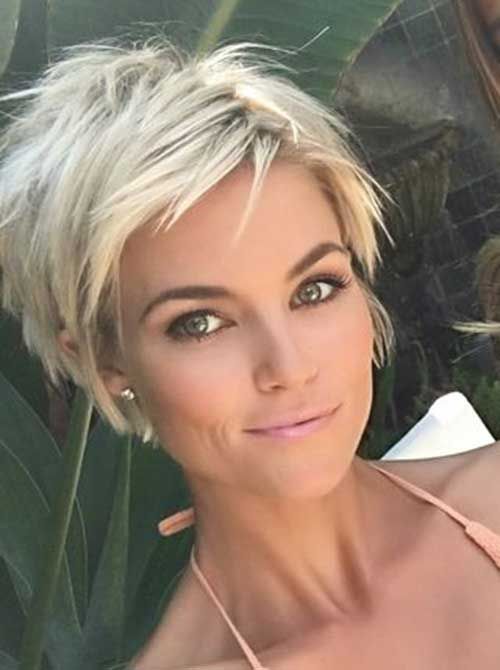 Short Thick Hairstyles for Women