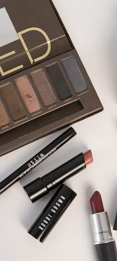 Tips on How to Create a Makeup Collection on a Budget