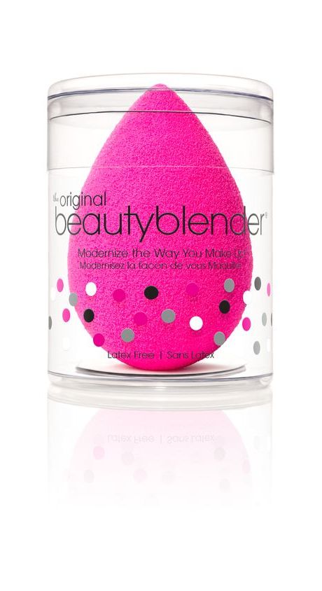 7 Tips for Using a Beautyblender Correctly 