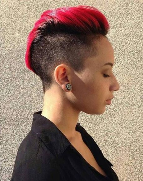 Stunning Red Hairstyles & Haircuts Ideas for Women