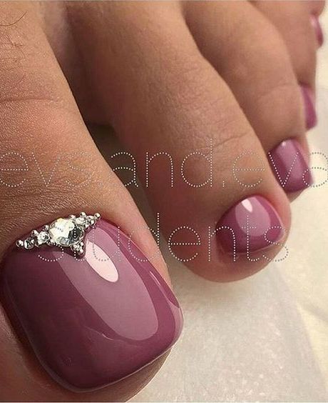 14 Stylish Cuticle Nail Design Ideas