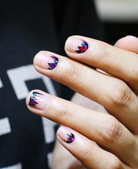 15 Gorgeous Minimalist Nail Design Ideas