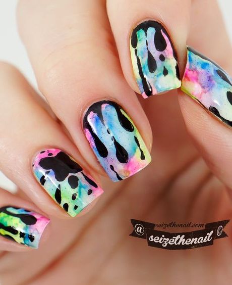 13 Fun Tie Dye Manicures For Free Spirits