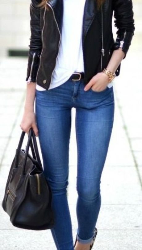 How to Wear Skinny Jeans With Flats