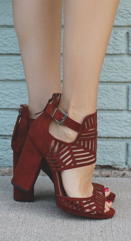 How to Wear Chunky Heels