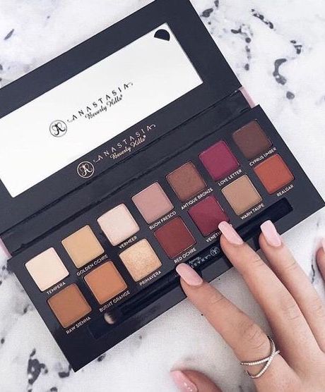 modern renaissance palette #ABH