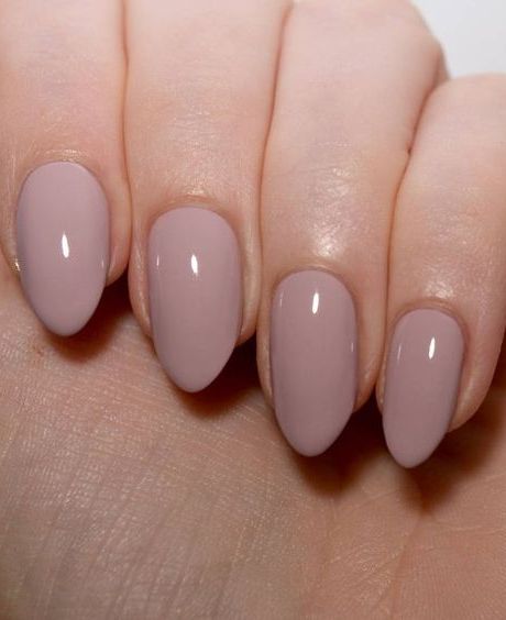 Floss Gloss Palazzo Pleasures - such a pretty modern blush nude nail varnish.