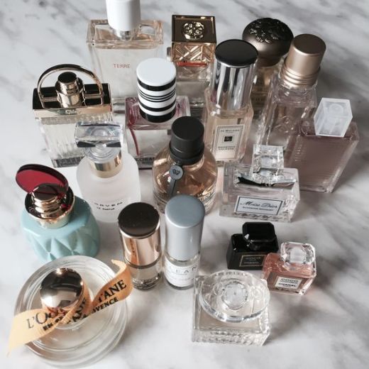 Mini perfume collection 2017: Ft. L'Occitane, Tom Ford, CLEAN, Chanel, Miu Miu, Dior, Bottega Veneta, Flora Botanica, Jo Malone, Burberry, Tocca, Tory Burch, Chloe and Hermes.