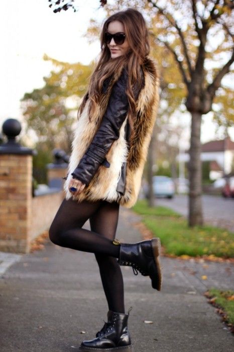 FUR, BOOTS, TIGHTS, BLACK, FASHION, STYLE, FALL, WINTER