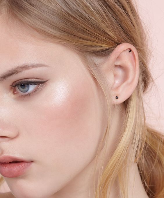 The Simplest Minimal Makeup Looks Ever | ko-te.com by @evatornado |