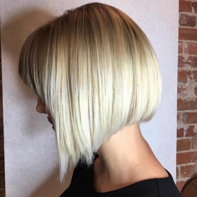 short blonde bob haircut