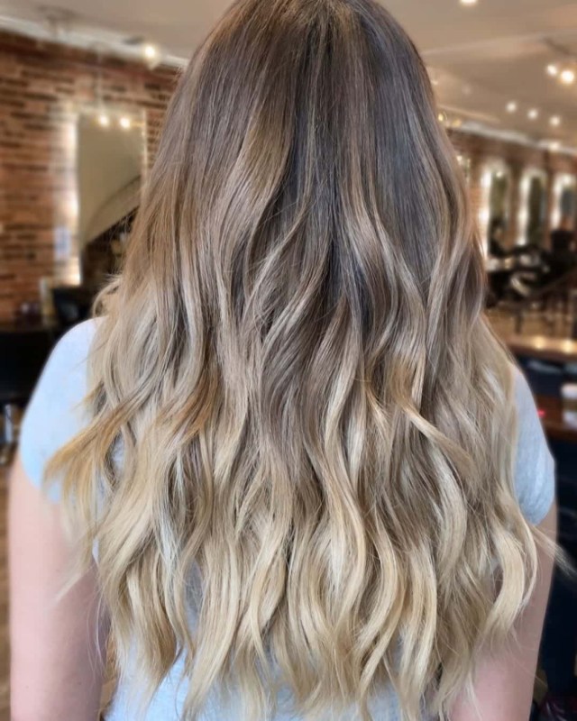 beach wave hair 