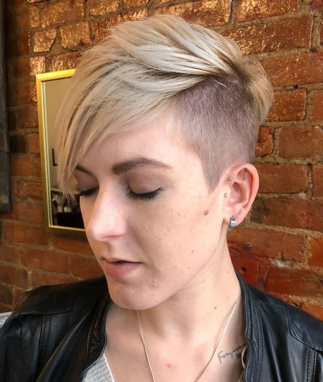 Short back & sides blonde haircut