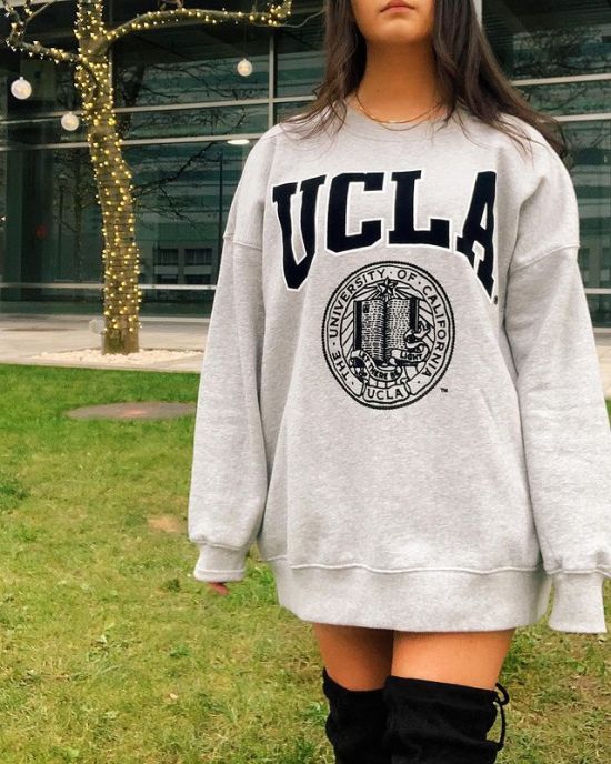 How to Wear Oversized Sweatshirt Outfits in the Season\'s Trendy New Ways