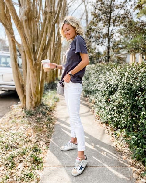 How to Wear White Jeans with This Season\'s Top New Fashion Trends