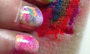 13 Fun Tie Dye Manicures For Free Spirits