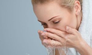 How to Wash Your Face the Right Way