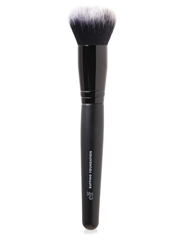 e.l.f. Buffing Foundation Brush, Vegan Makeup Tool, Creates A Seamless Looking Finish & Even Coverage