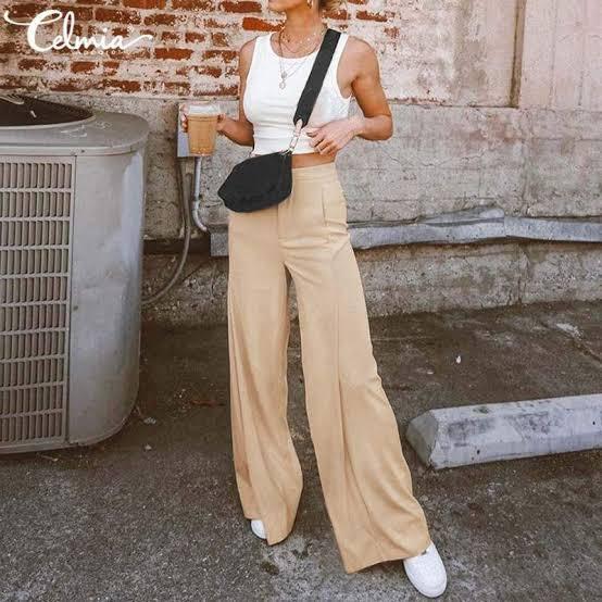 Khaki-pants-in-palazzo-style