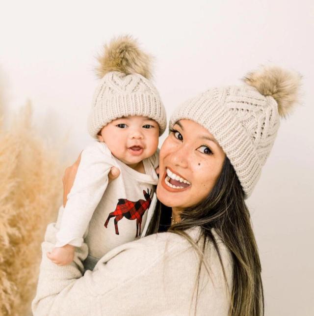 Pom-pom woolly hats