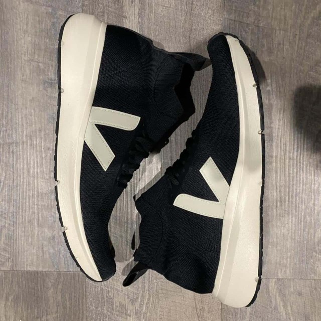 Rick Owens X Veja Sock Runner Sneakers in Black