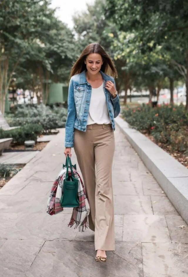 what to wear with Khaki pants What to Wear with Khaki Pants: 20 Khaki Pants Outfit Ideas for Women