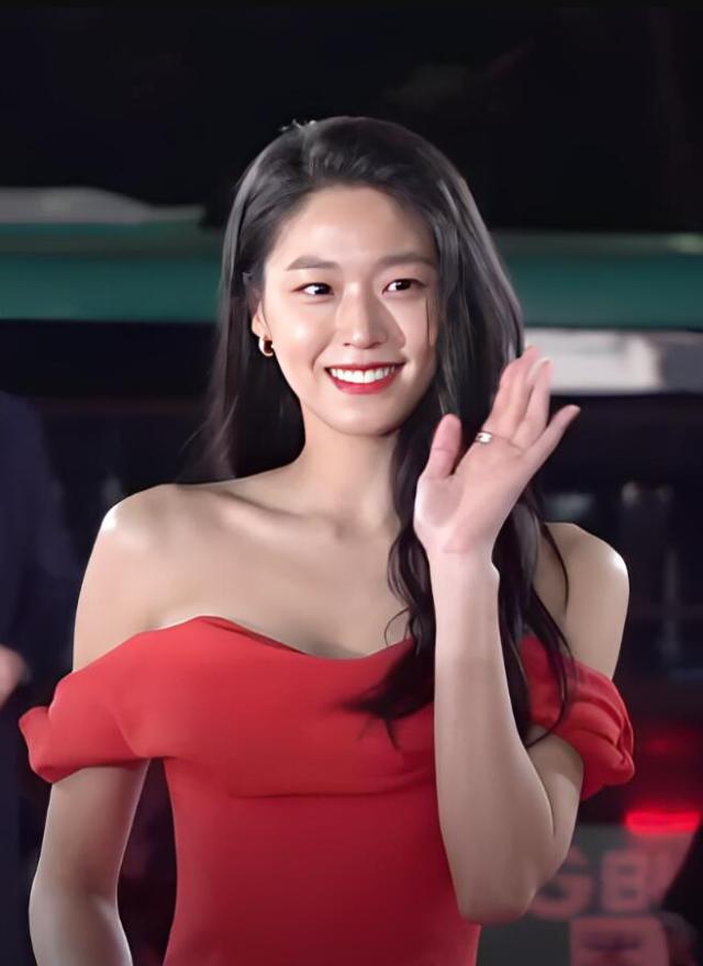  Kim Seol-hyu