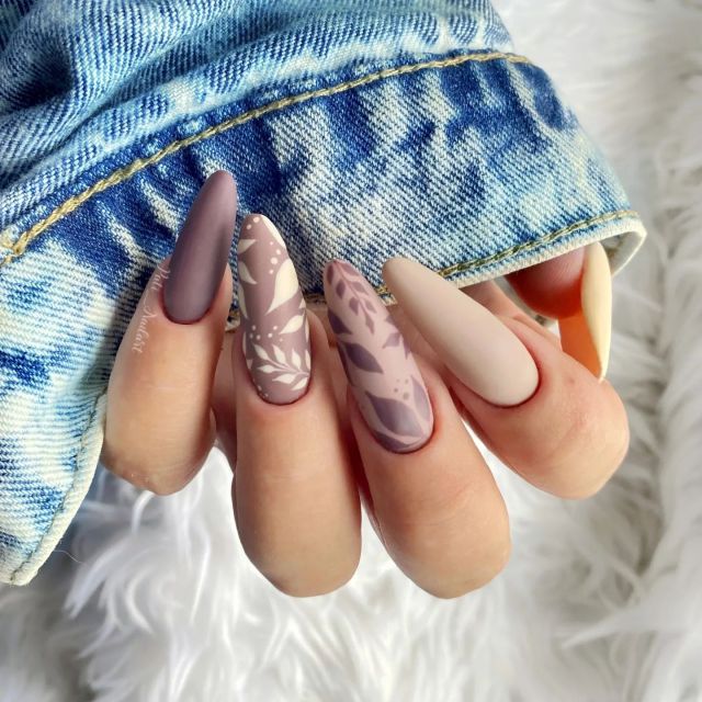 feminine  Nail Designs