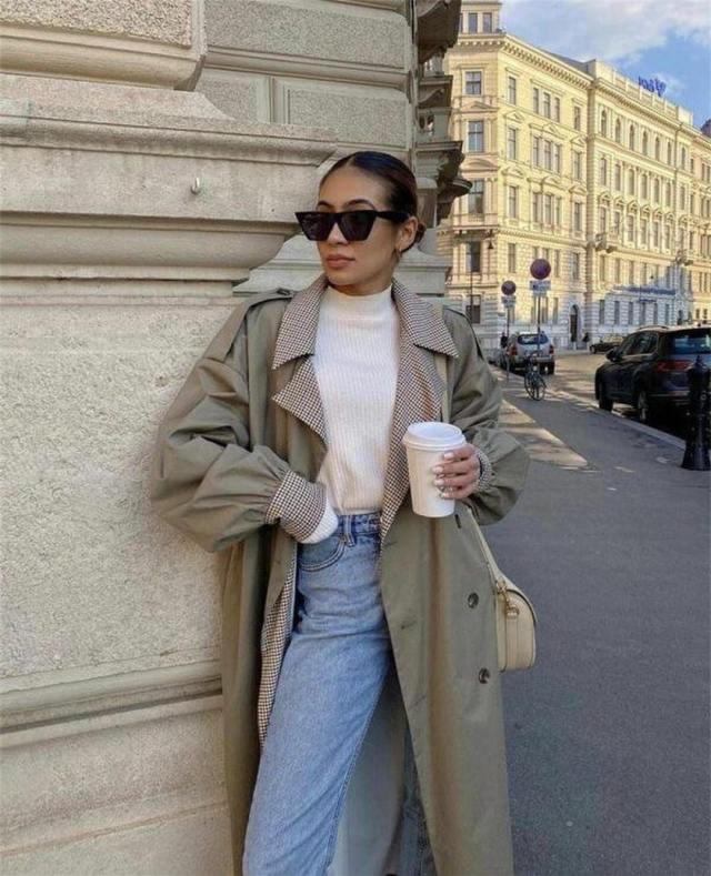 Trench Coat outfit ideas for women 10