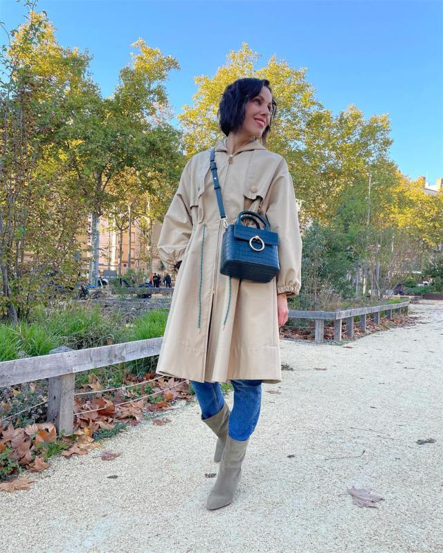 Trench Coat outfit ideas for women 34