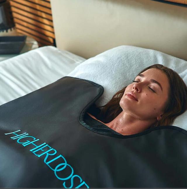 HigherDOSE Infrared Sauna Blanket V3