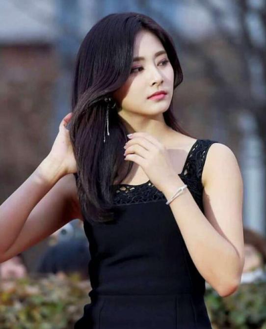 Chou Tzuyu